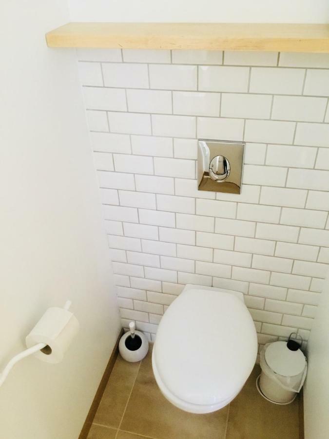 Gite Blanco Y Madera Narbona Esterno foto